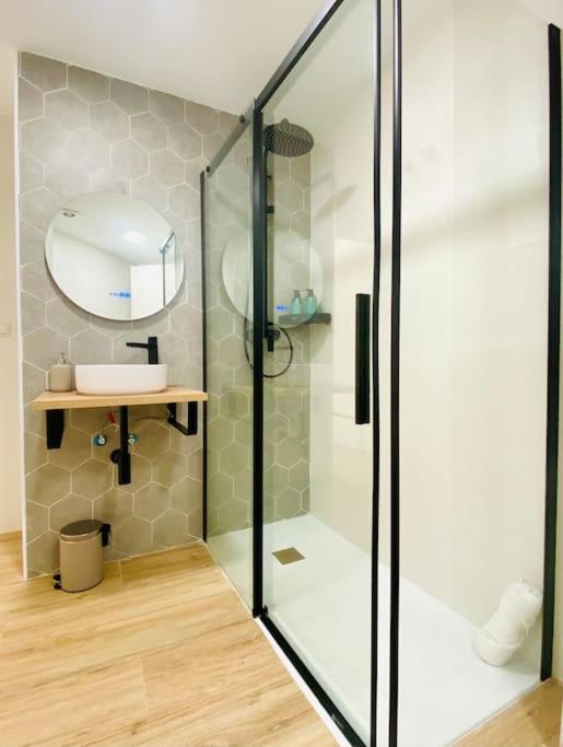 Bajo A - Design & Comfort In Ruzafa Soho Valencia Bagian luar foto